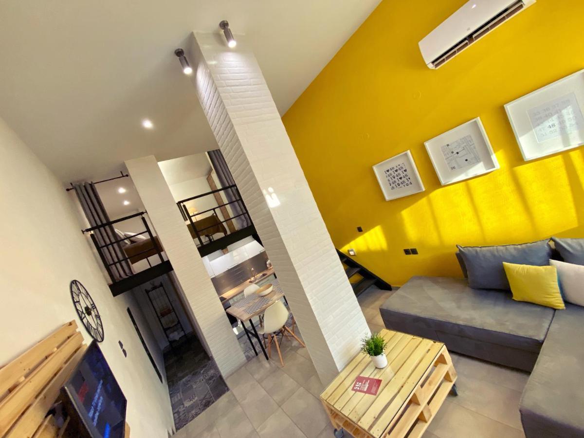 شقة 48 Downtown Lofts Néa Péramos المظهر الخارجي الصورة