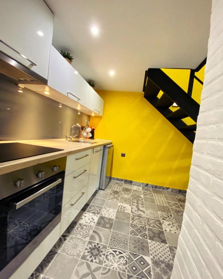 شقة 48 Downtown Lofts Néa Péramos المظهر الخارجي الصورة