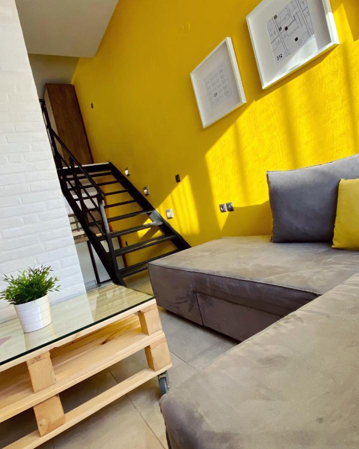 شقة 48 Downtown Lofts Néa Péramos المظهر الخارجي الصورة