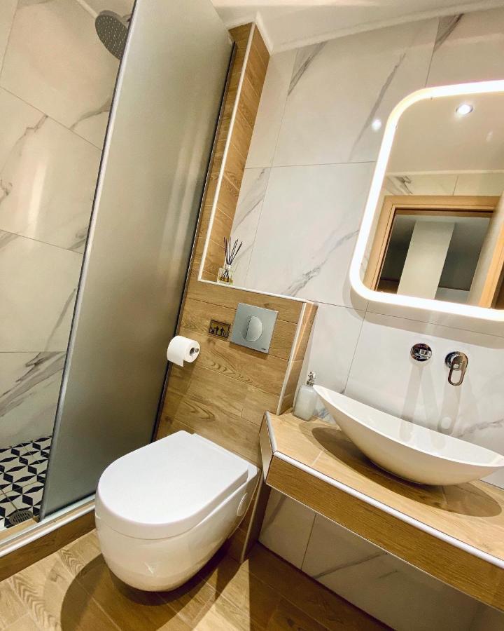 شقة 48 Downtown Lofts Néa Péramos المظهر الخارجي الصورة