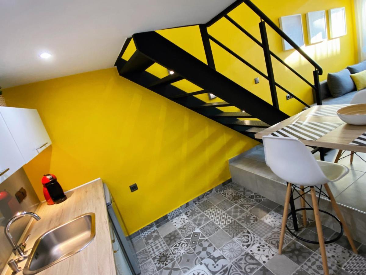 شقة 48 Downtown Lofts Néa Péramos المظهر الخارجي الصورة