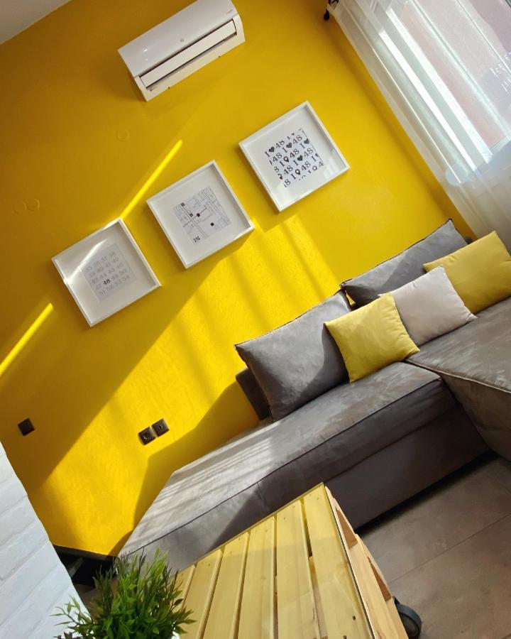 شقة 48 Downtown Lofts Néa Péramos المظهر الخارجي الصورة