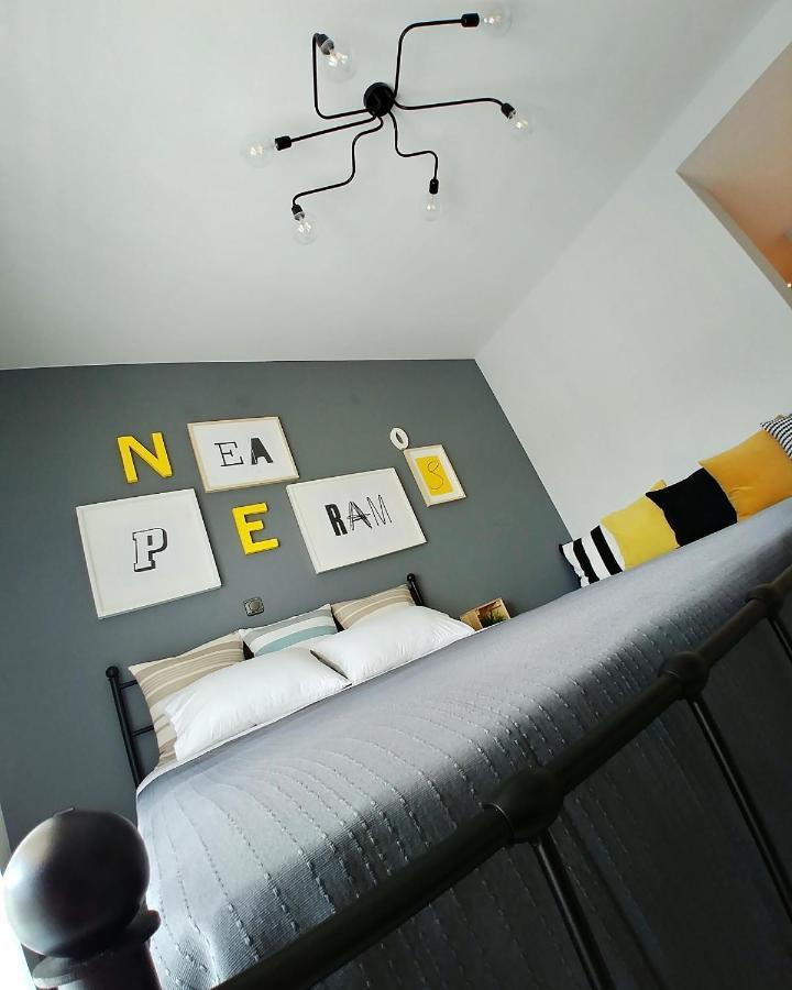 شقة 48 Downtown Lofts Néa Péramos المظهر الخارجي الصورة