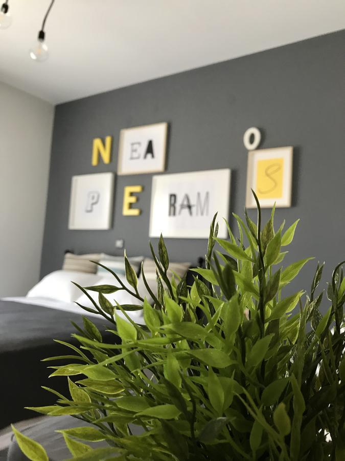شقة 48 Downtown Lofts Néa Péramos المظهر الخارجي الصورة