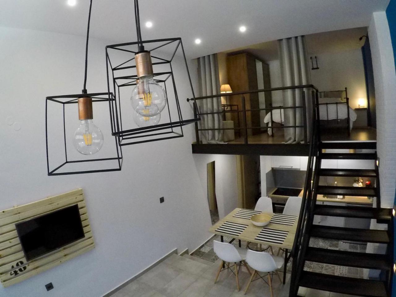 شقة 48 Downtown Lofts Néa Péramos المظهر الخارجي الصورة