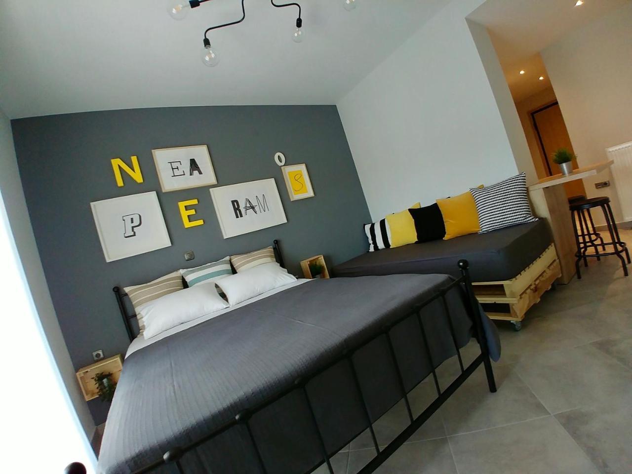 شقة 48 Downtown Lofts Néa Péramos المظهر الخارجي الصورة