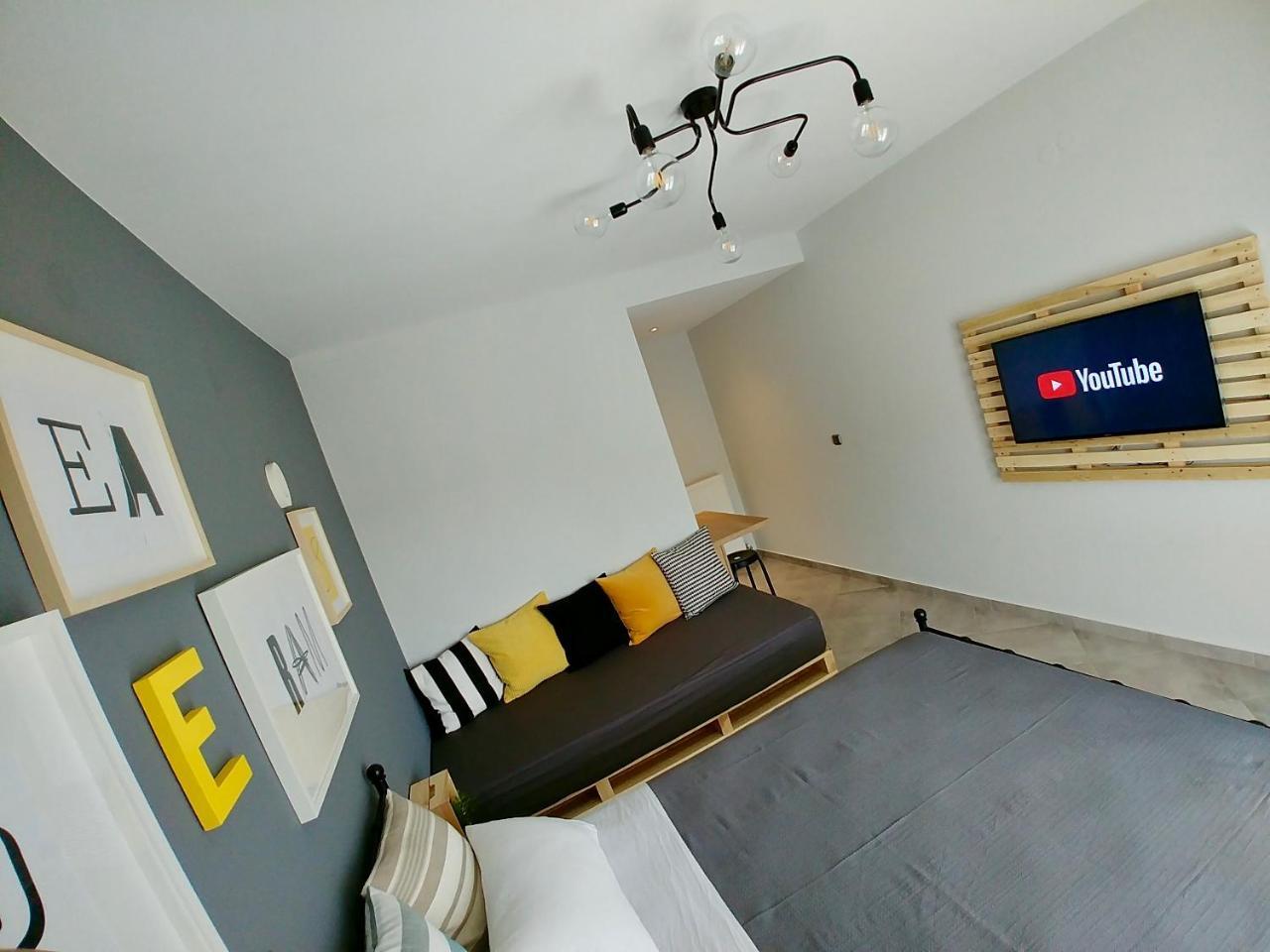 شقة 48 Downtown Lofts Néa Péramos المظهر الخارجي الصورة