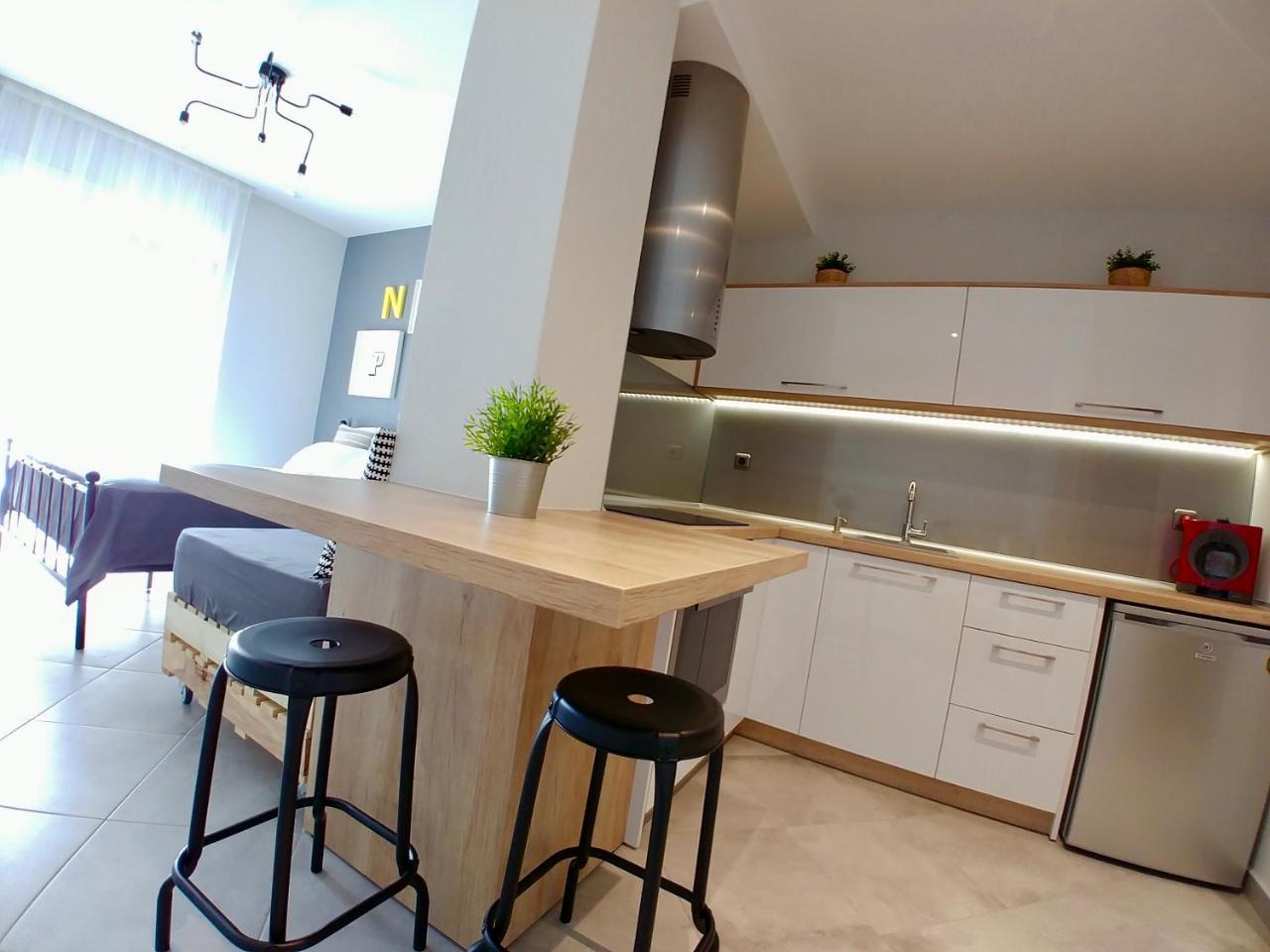 شقة 48 Downtown Lofts Néa Péramos المظهر الخارجي الصورة